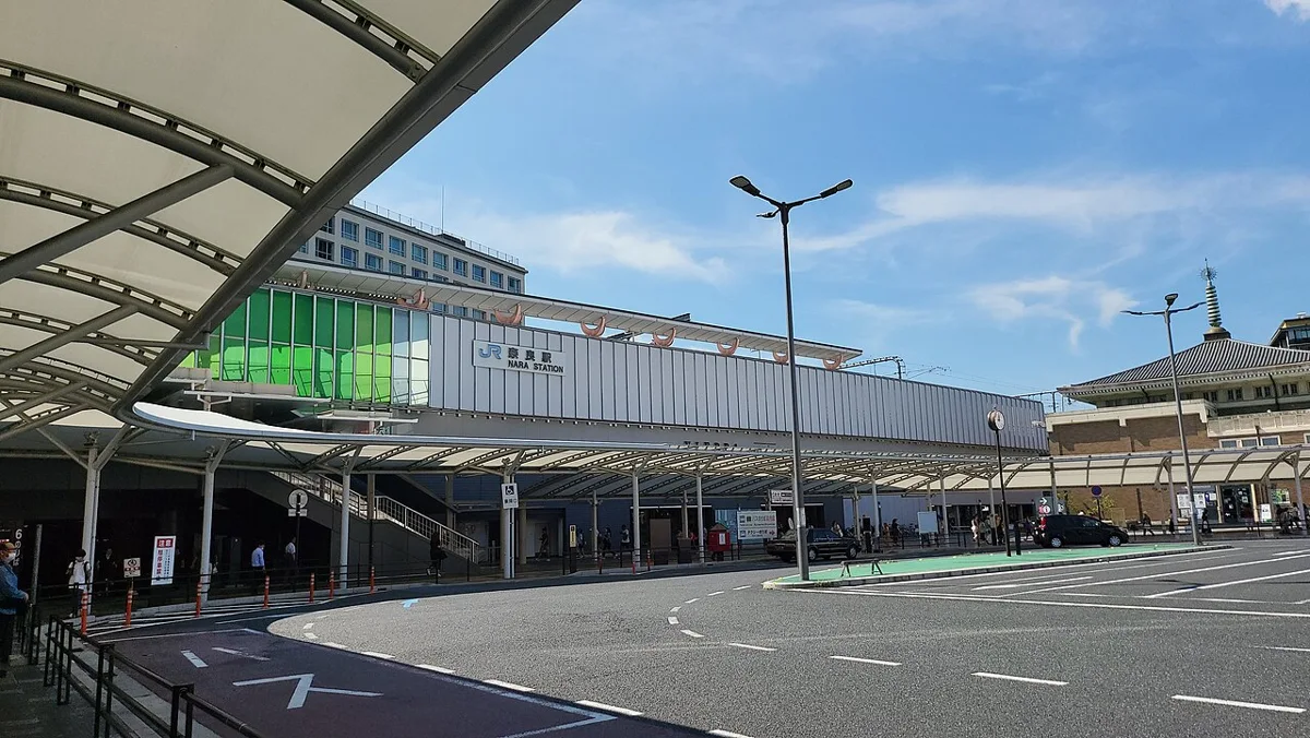 JR奈良駅の外観