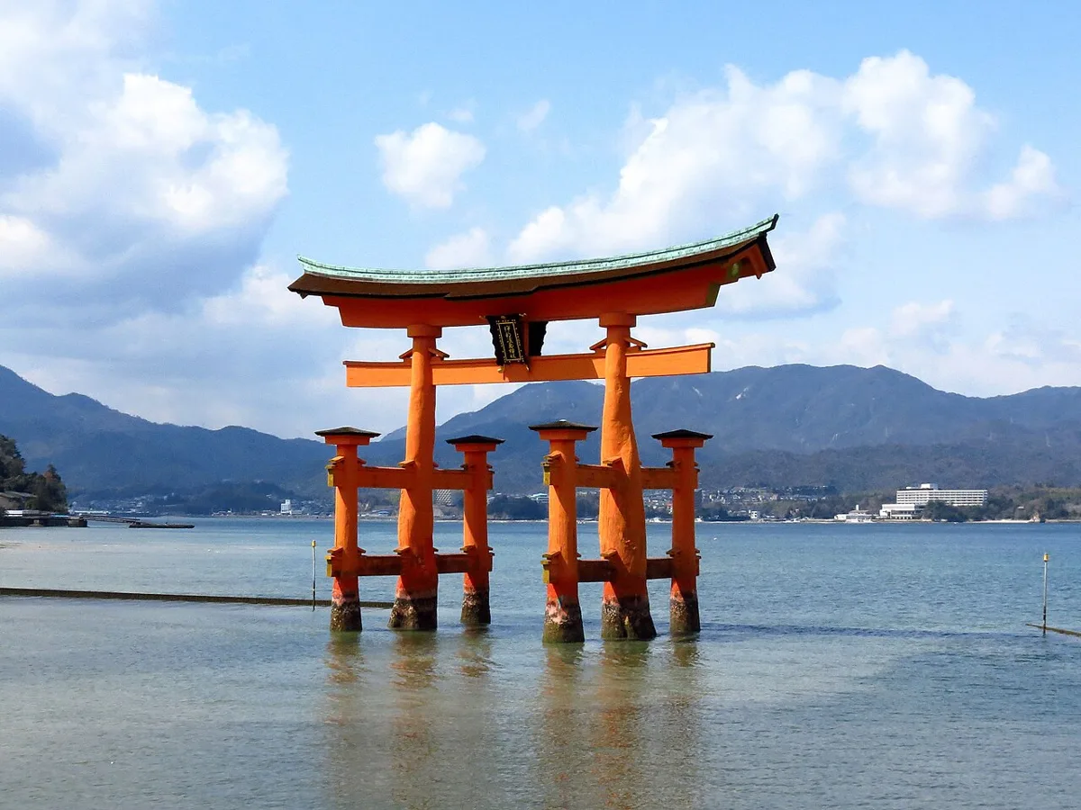 広島県：厳島神社